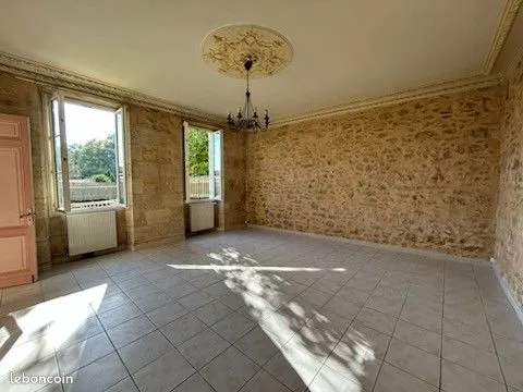 Maison 10 pièces 176 m² 