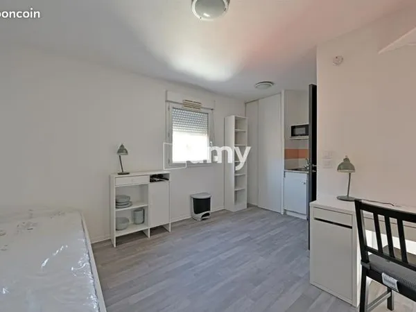 Appartement 1 pièce 17 m² 