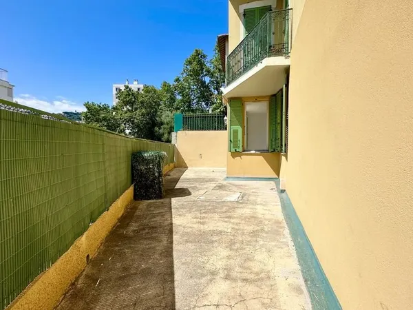 3 pièces grande terrasse - Bas Gairaut 