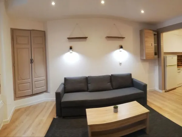 Appartement 37 m2 meublé centre ville de barjols 