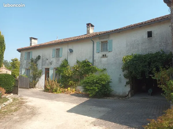 Maison de village 8 pièces 220 m² 