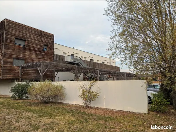 A VENDRE, Secteur CORNEBARRIEU, bel appartement de type 2 