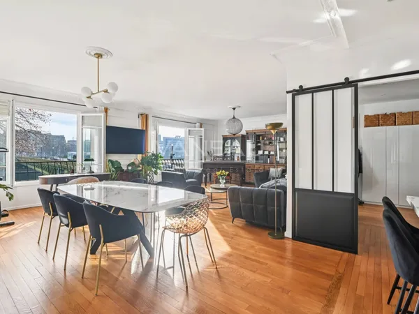 PARIS XVIe - Auteuil - Appartement familial et de réception avec vue. 