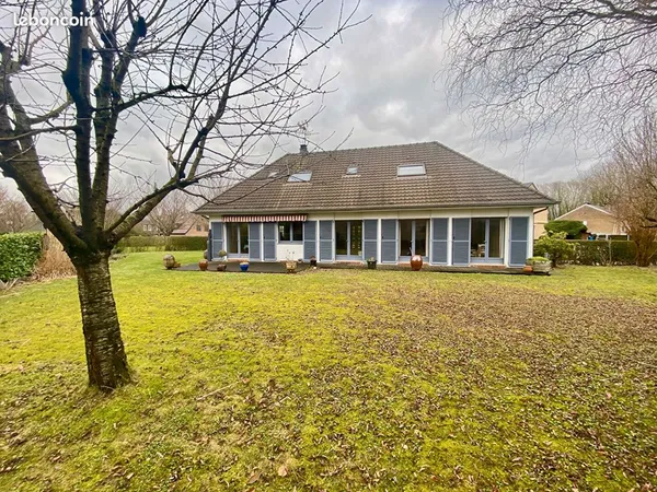 Maison 6 pièces 126 m² 