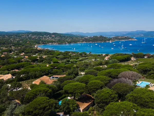 Saint-Tropez - Les Parcs de Saint-Tropez - Propriété rénovée à deux pas de la mer 