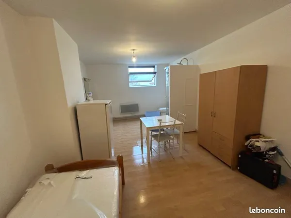 Studio meublé quartier calme 