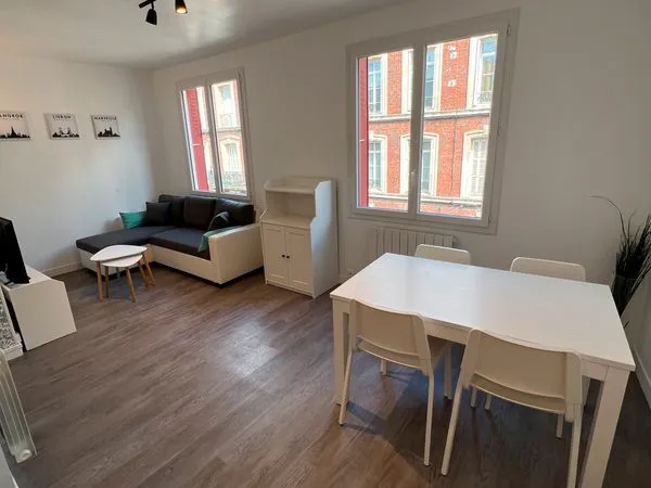 Appartement T2 meublé rénové et loué - Idéal investisseur 