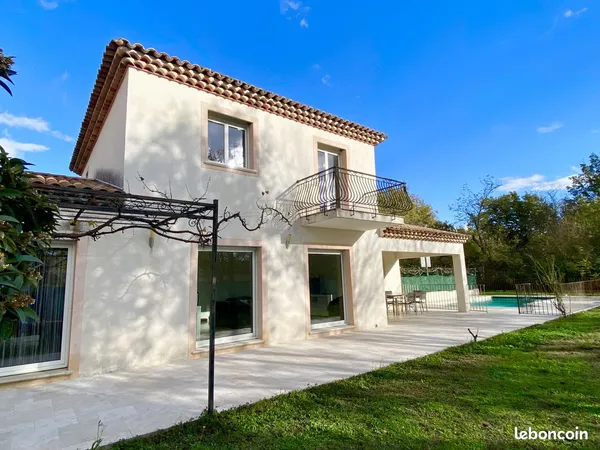 Villa 5 pièces 129 m² 