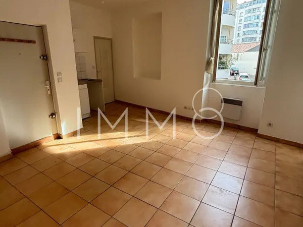 Appartement 1 pièce 27 m² 