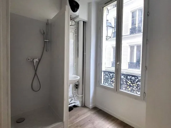 Appartement 1 pièce 9 m² 