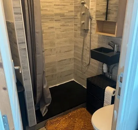 Loue studio meuble 