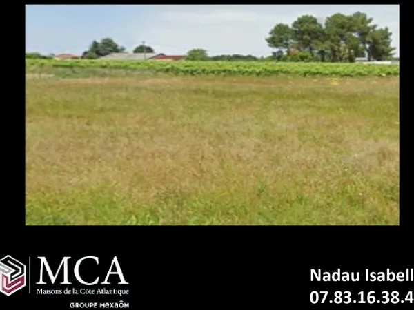 Terrain 650 m² 