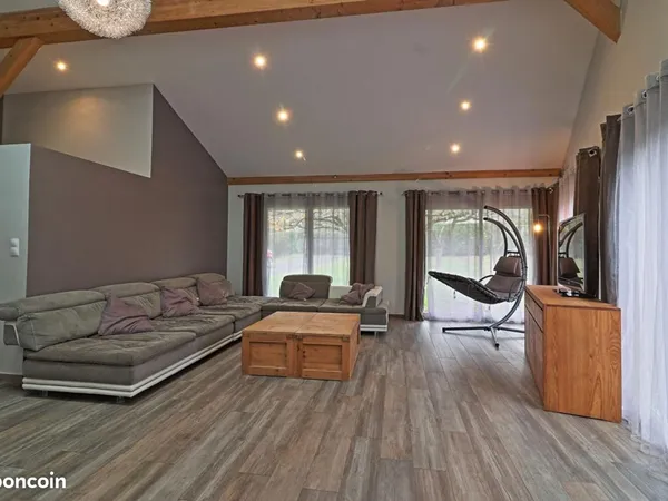 Maison 5 pièces 174 m² 