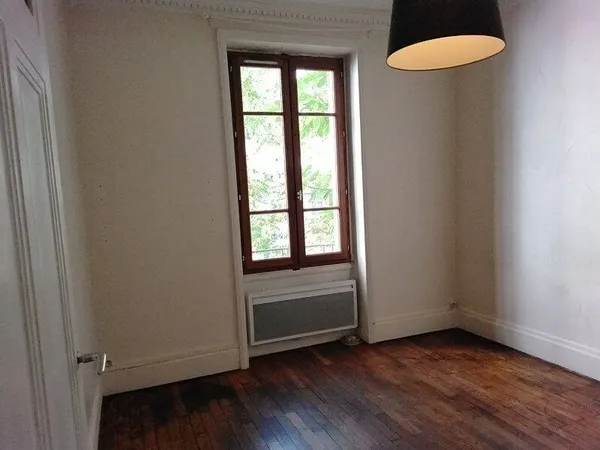 Appartement 1 pièce 33 m² 
