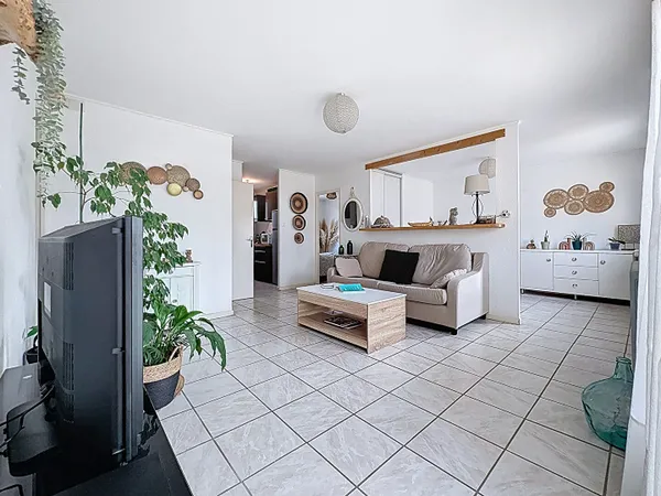 Appartement Orange 3 pièce(s) 61 m2 