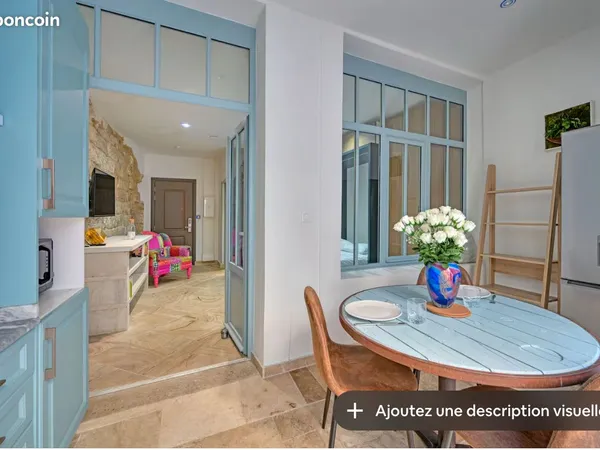 Charmant studio avec terrasse - 32 m² + 20 m² extérieur - Avignon intra-muros - 970 CC 