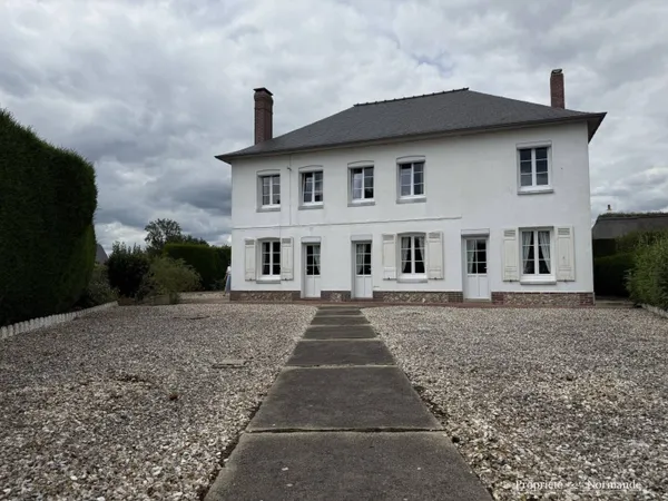 Maison 6 pièces 151 m² 