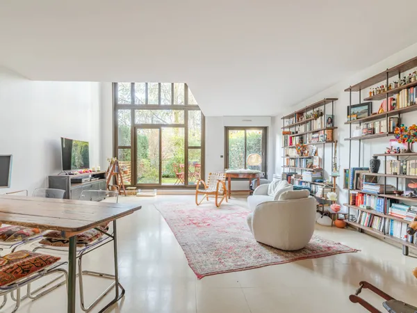 Vends Loft avec jardin privatif, comme une maison, à Montparnasse Paris 14ème 