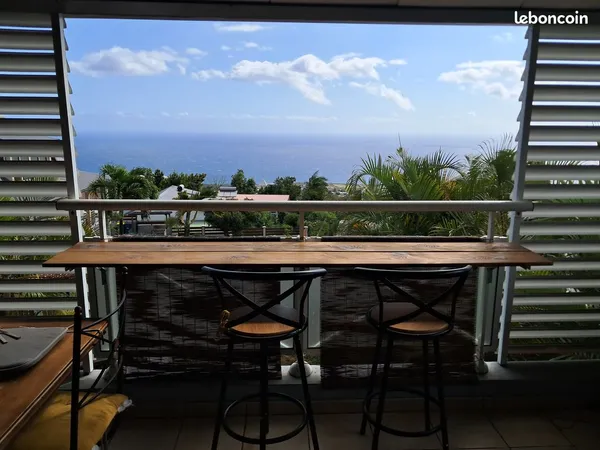 GRAND T2 vue mer PITON ST LEU 