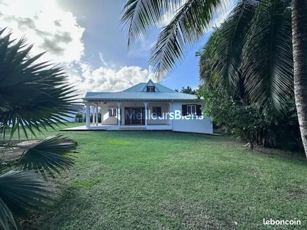 Villa 4 pièces 164 m² 