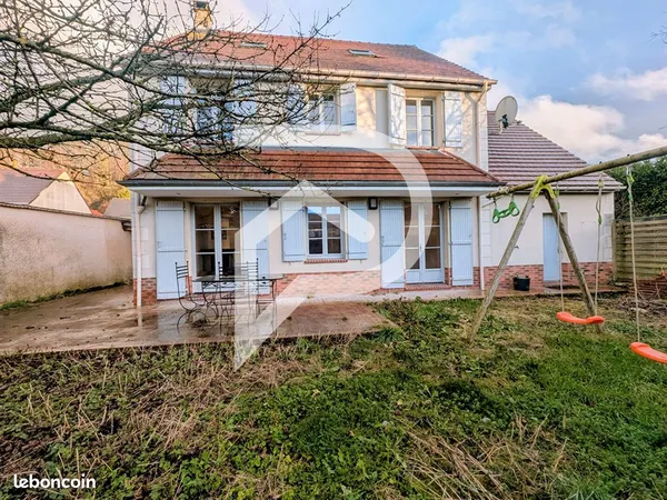 Pavillon 8 pièces 160 m² 
