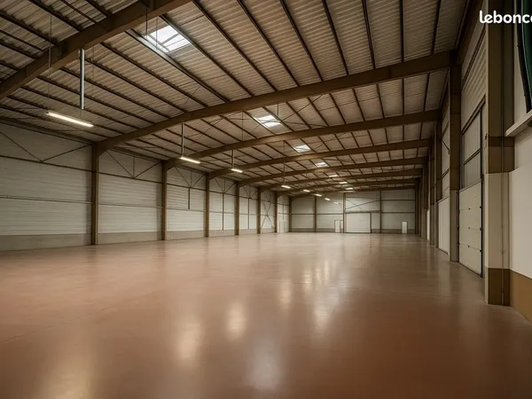 Local industriel 1 000 m² 