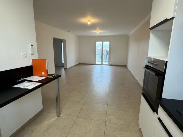 Appartement T5 110 m² en rez-de-jardin - Terrasse, garage, clim 
