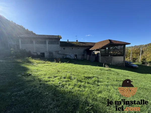 Ancien corps de ferme à réhabiliter 