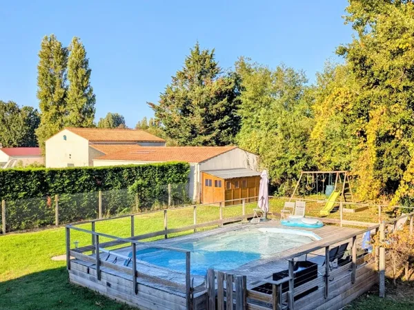 Vente Maison/villa 9 pièces 
