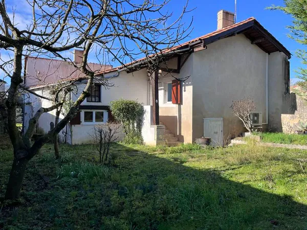 Maison charentaise 6 pièces 185 m² 
