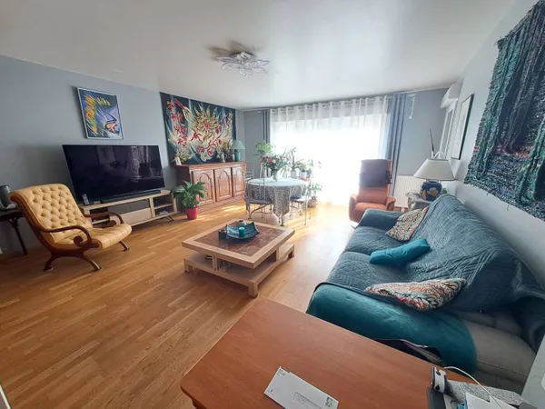 Appartement 3 pièces 81 m² 