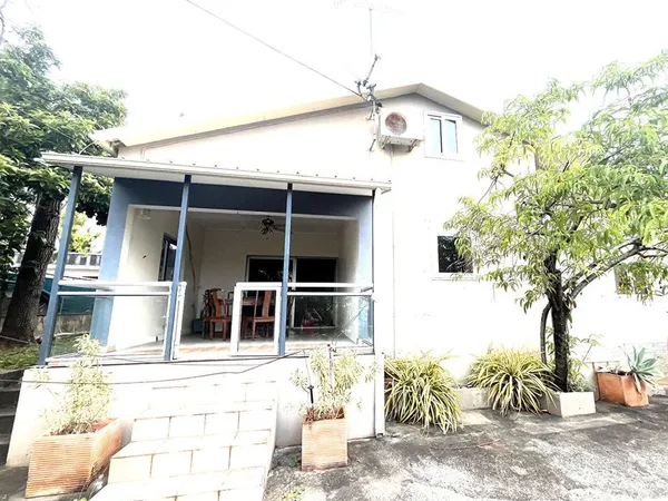 Villa 5 pièces 132 m² 
