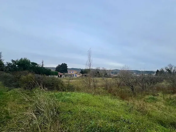 Terrain 446 m² 