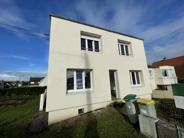 appartement RDC 1chambre, ARQUES jardin et garage 