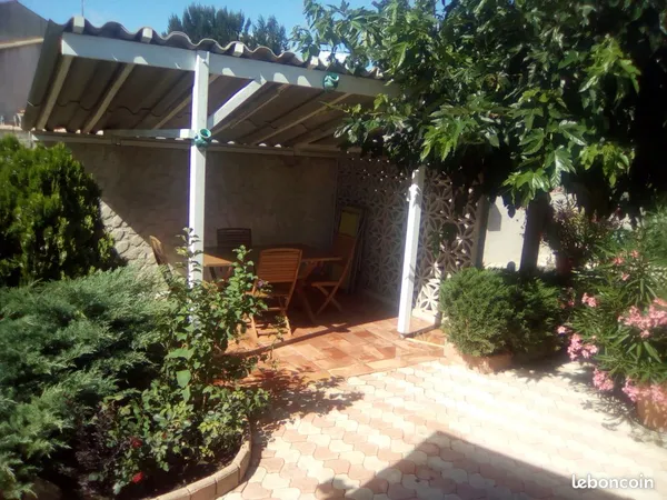 BEZIERS / SERIGNAN Rez de jardin T2 meublé 