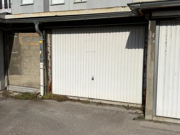 Garage secteur Eaux Claires / Catane 