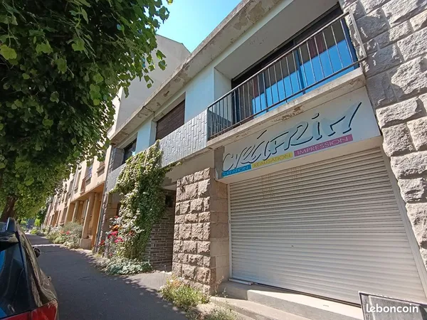 Maison 8 pièces 240 m² 