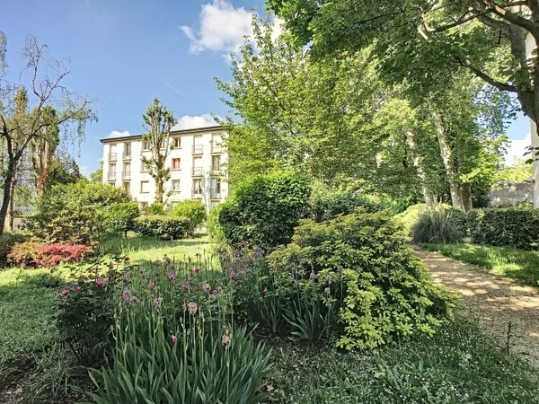 Appartement 5 pièces 94 m² 
