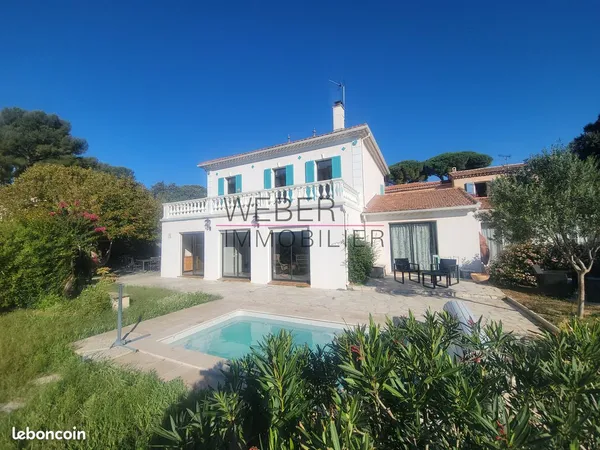 Maison 8 pièces 200 m² 