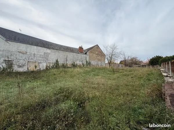 Terrain 621 m² Issoudun 