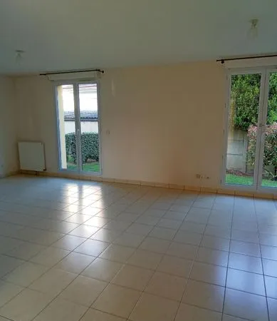 Particulier loue maison F4 