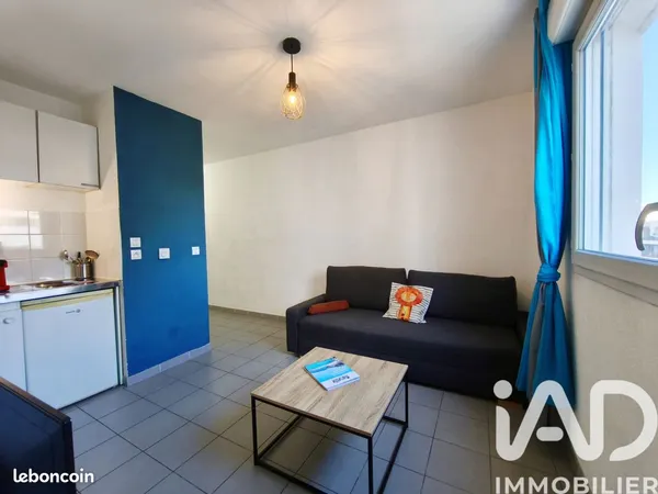 Studio 1 pièce 20 m² 