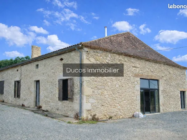 Maison 8 pièces 310 m² 
