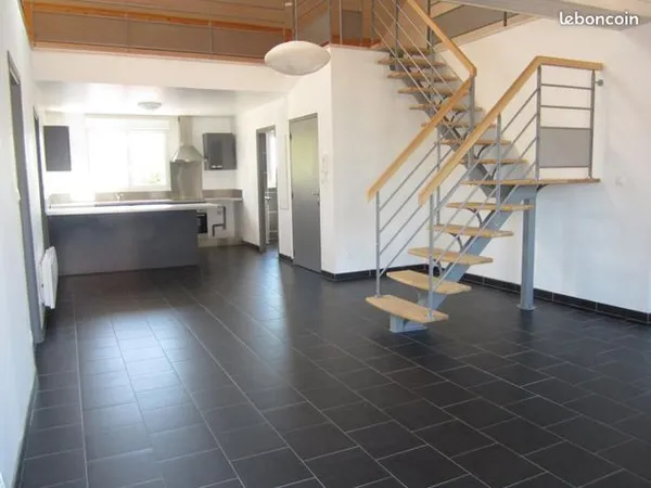 Appartement 4 pièces 104 m² 