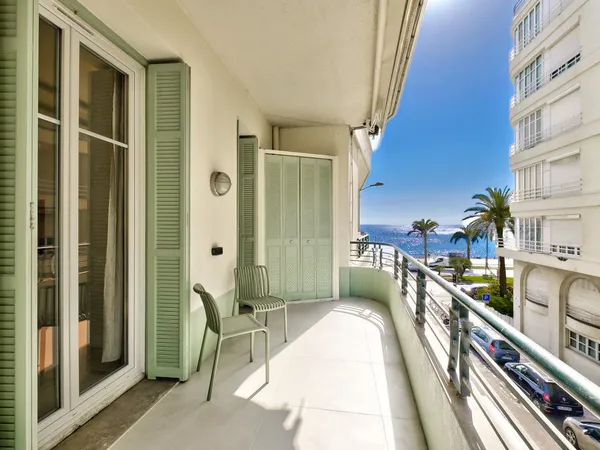 Magnifique appartement rénové avec vue mer 
