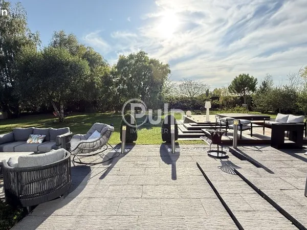 Maison 6 pièces 200 m² 