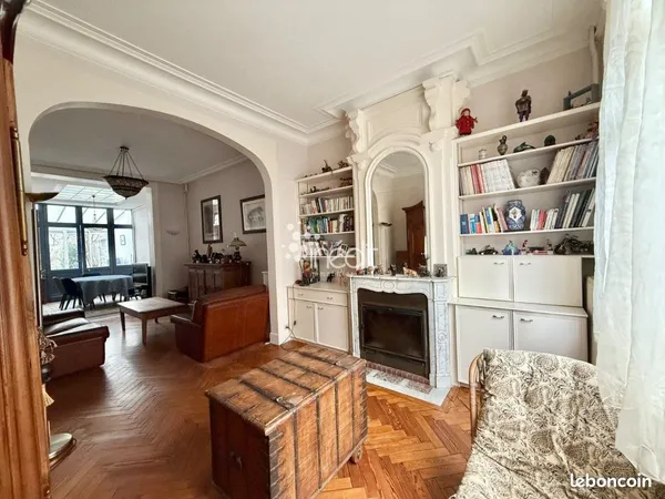 Maison 6 pièces 138 m² 
