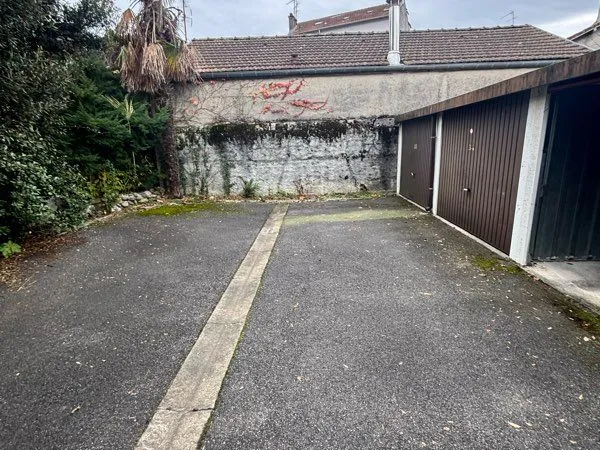 Garage fermé 