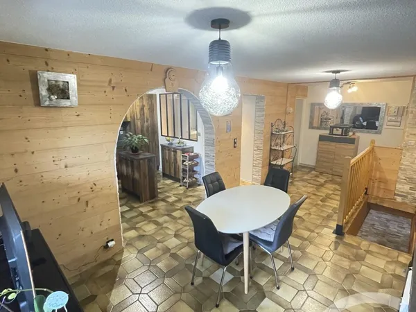 Appartement 5 pièces 108 m² 