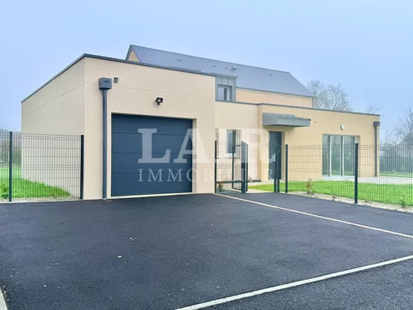 Maison 5 pièces 147 m² 